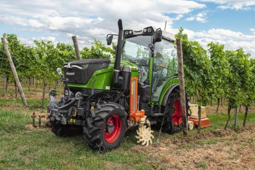 Fendt 200 V scheda tecnica 